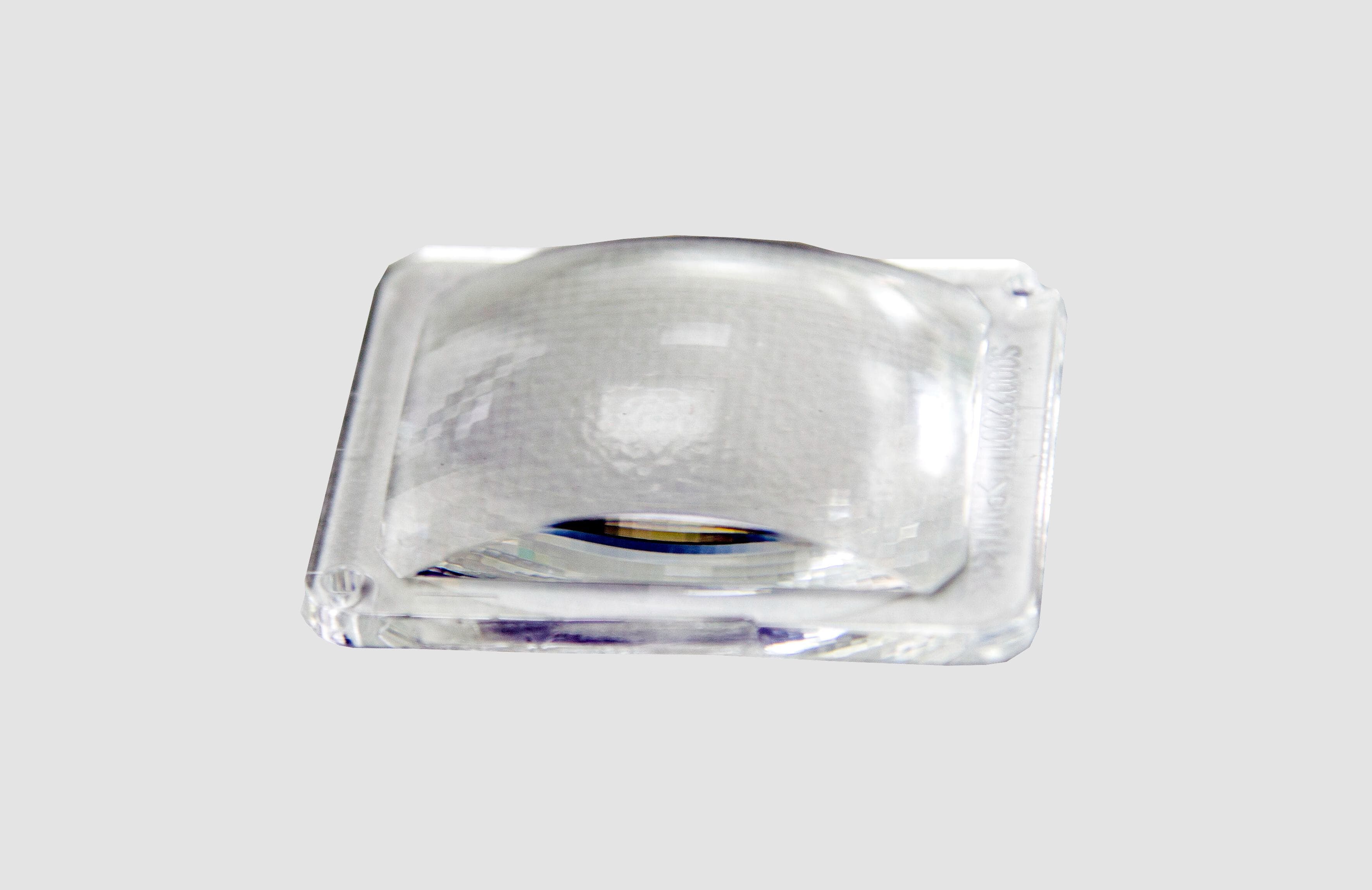 Lens